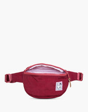 Mondo Moonbeam Medium Bum Bag: Cranberry